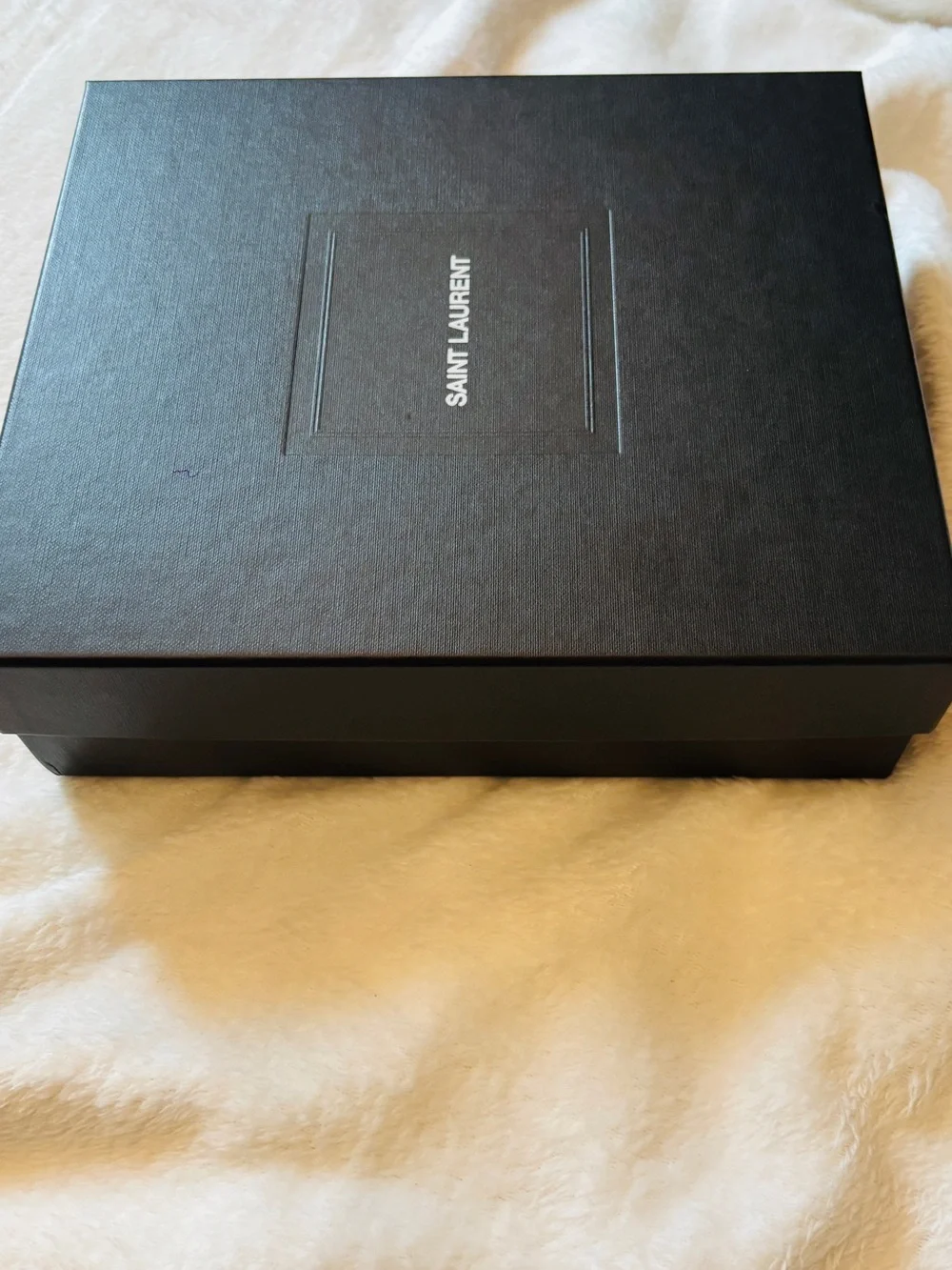 Saint Laurent authentic saint